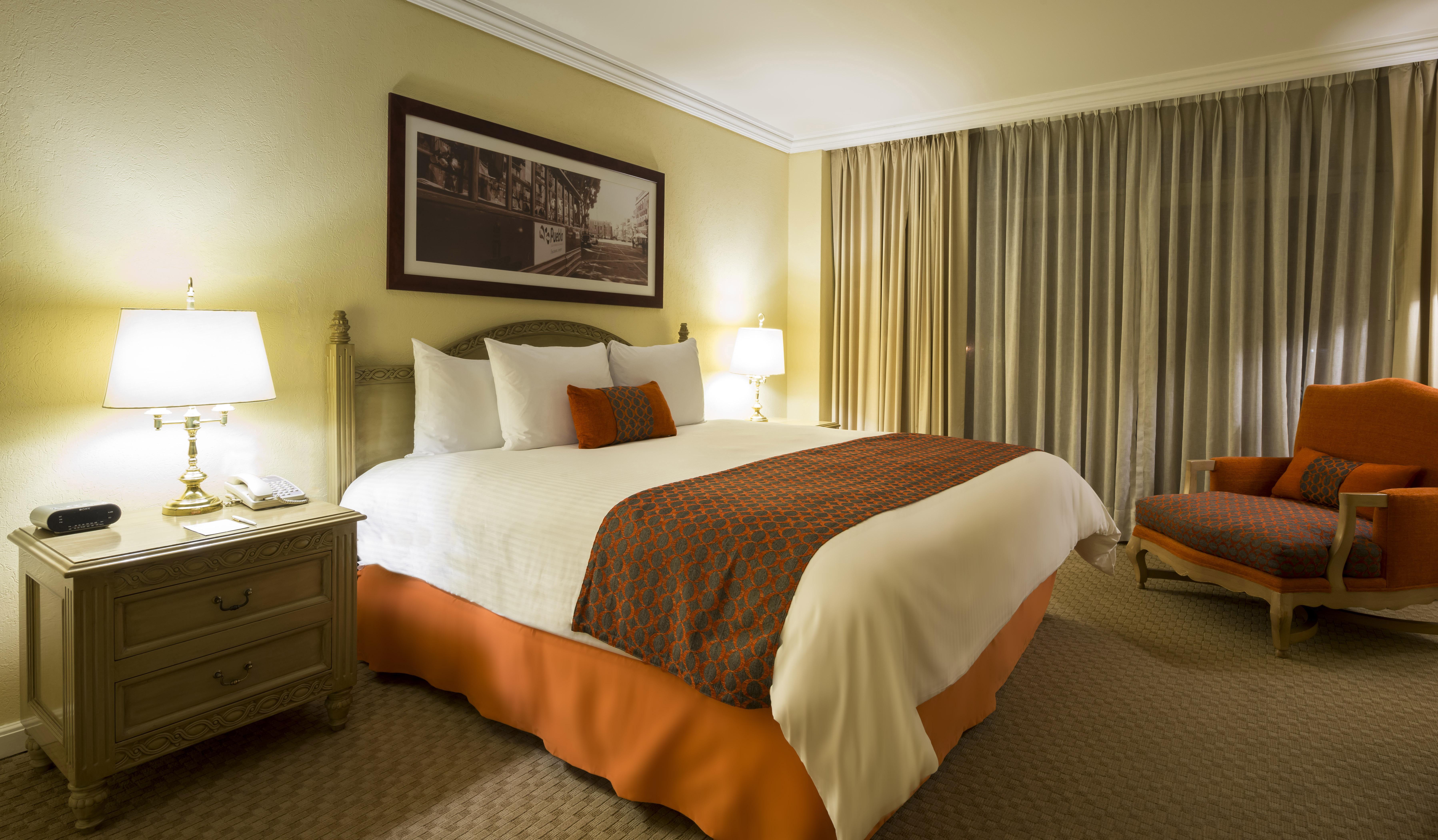 Hotel Camino Real Puebla Angelopolis Zewnętrze zdjęcie A bedroom at the Hilton San Francisco