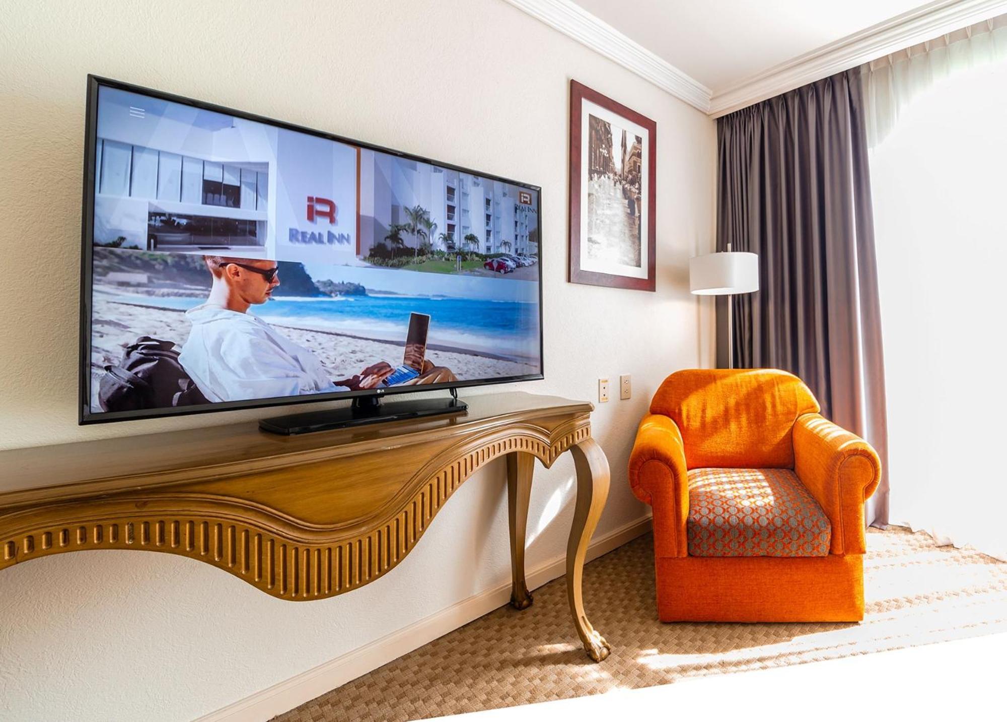Hotel Camino Real Puebla Angelopolis Zewnętrze zdjęcie A television set