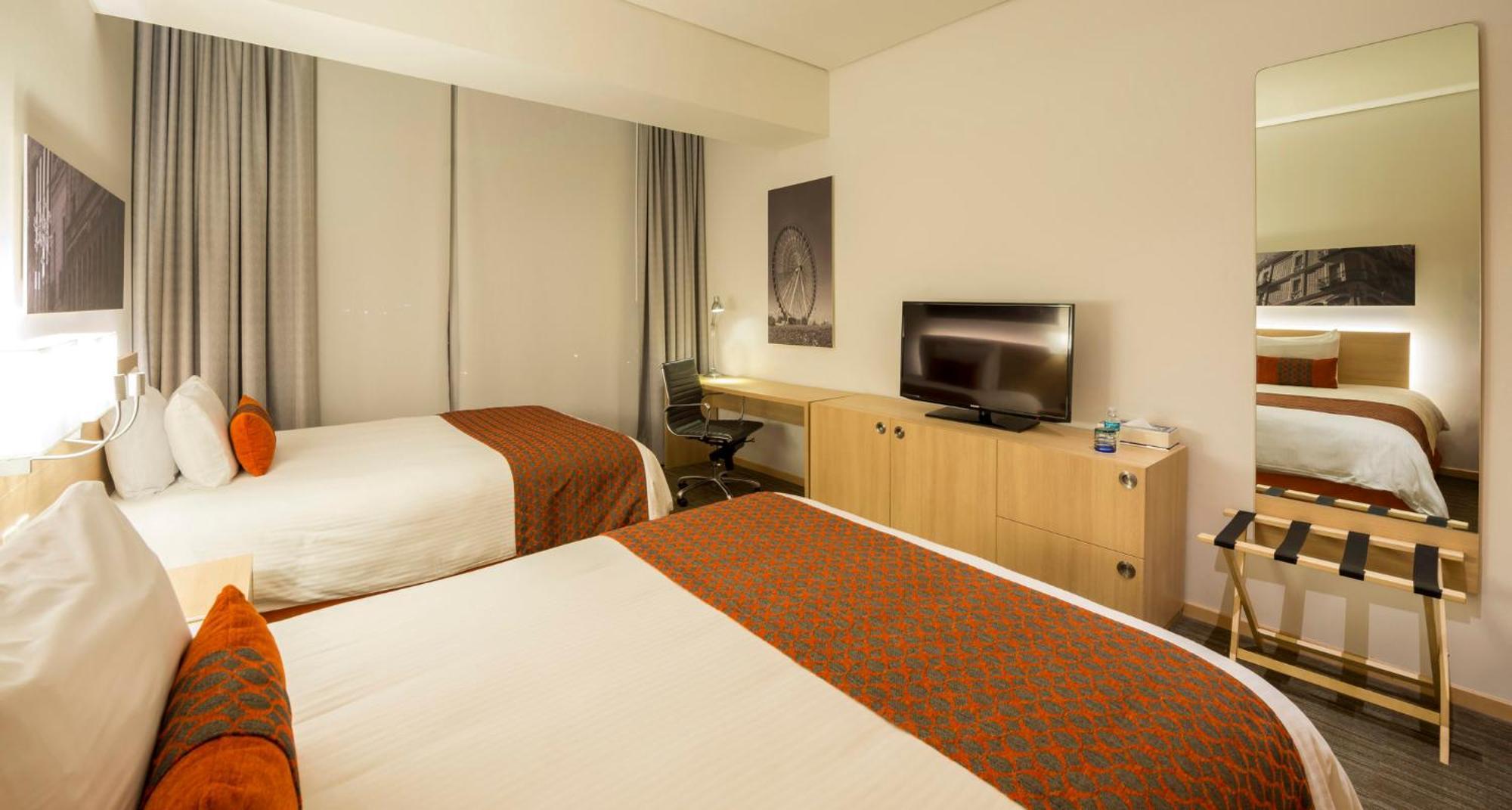 Hotel Camino Real Puebla Angelopolis Zewnętrze zdjęcie A room at the hotel