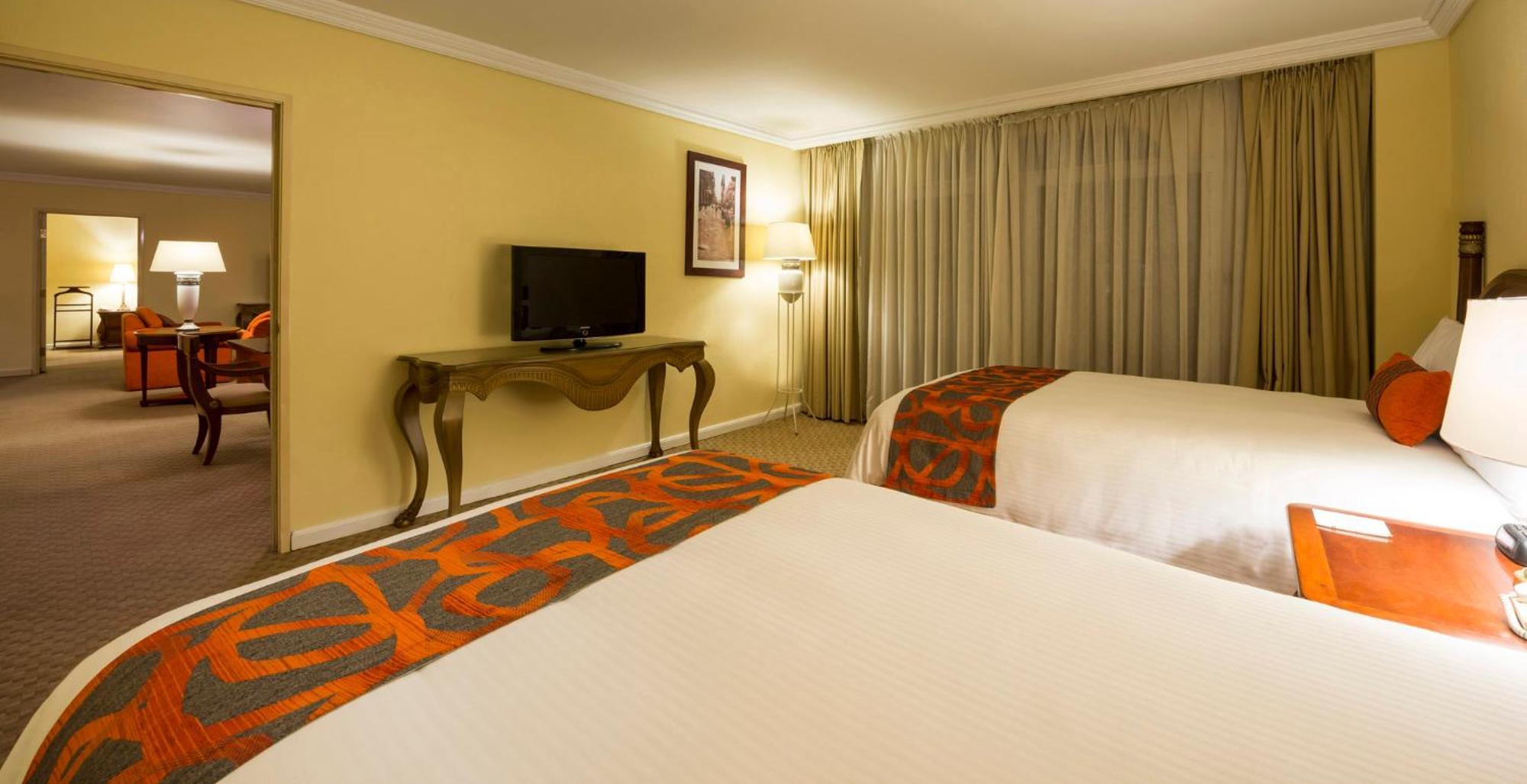 Hotel Camino Real Puebla Angelopolis Zewnętrze zdjęcie A guest room at the Hilton San Francisco